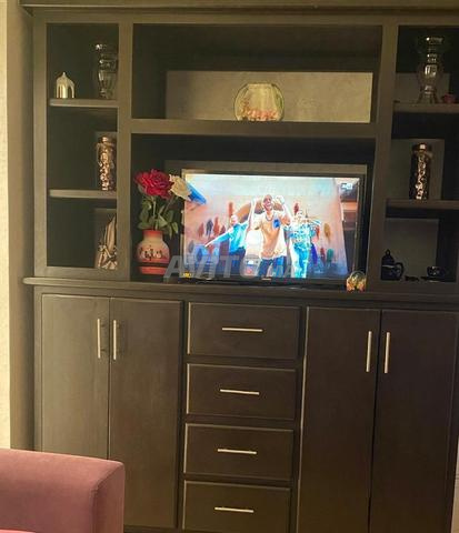 Armoire en très bonne état ( bois de qualité) - 2