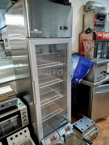 armoire en inox refrigere porte vitrée 