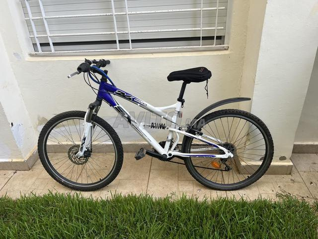 Vélo VTT taille XL et vélo VTT taille L