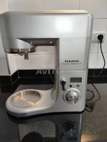 Robot pétrin Taurus Master Chef XXL - 10L - 1500W