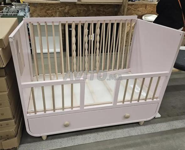Lit bébé IKEA