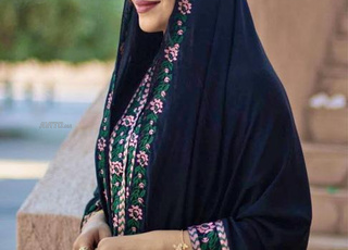 عبايات اماراتية حرير