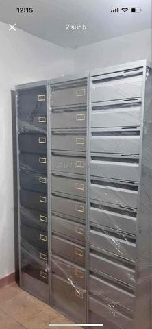 armoire métallique avec porte battante - 2