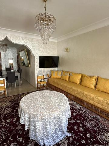 Appartement à louer 92 m² à Temara