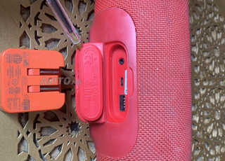 Enceinte JBL CHARGE 3 avec chargeur original