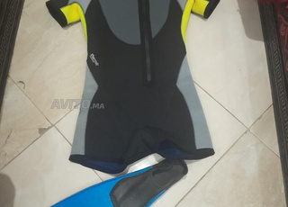 كومبيل  لي سباحة 