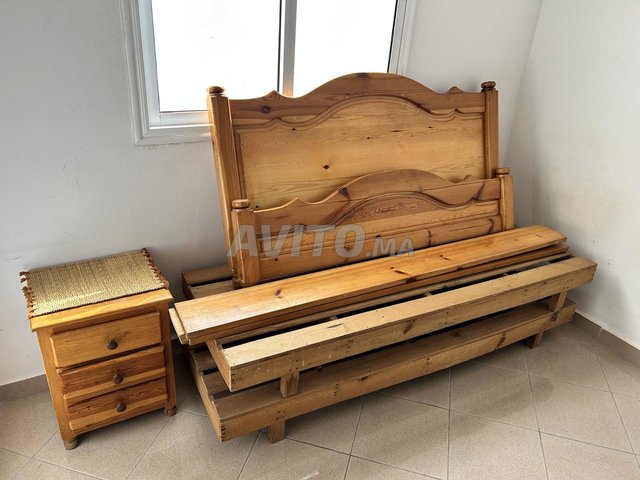 Lit 2 places en bois massif  سرير ديال الخشب