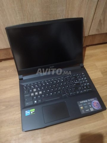 Gaming MSI RTX4060 i7 12650H 16 512