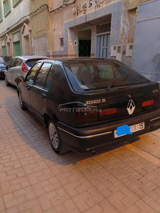 Renault R19 – Modèle 1995 (dédouanée en 2001)1995