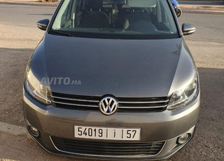 touran model 2015 dd 2024