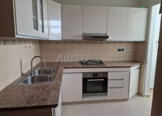 شقة للبيع لمساحة 96 متر 