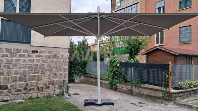 parasole a bras laterale 