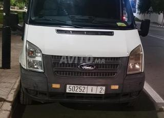 سيارة للبيع