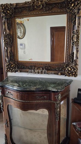Meuble et miroir
