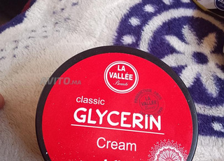 كريمات الوجه طبيعية 