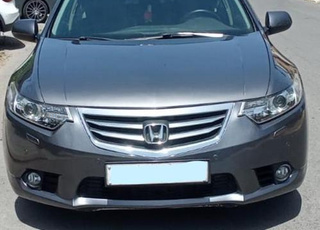 Honda accord diesel très bon état 