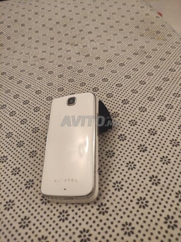 Téléphone portable Alcatel 