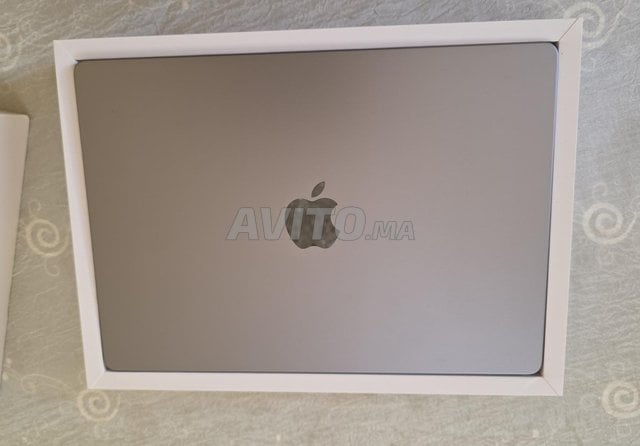 Macbook Pro 14 M1 32Go 1To 13Cycles