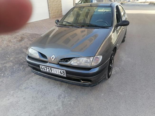 Megane Essence Manuelle 1996 dédouanée en 2008
