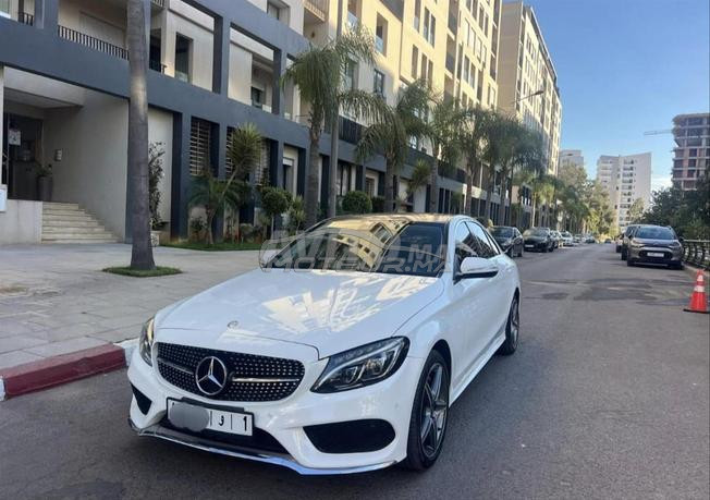 Mercedes-Benz 220 Diesel Automatique 2014 à Nador