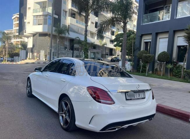 Mercedes-Benz 220 Diesel Automatique 2014 à Nador