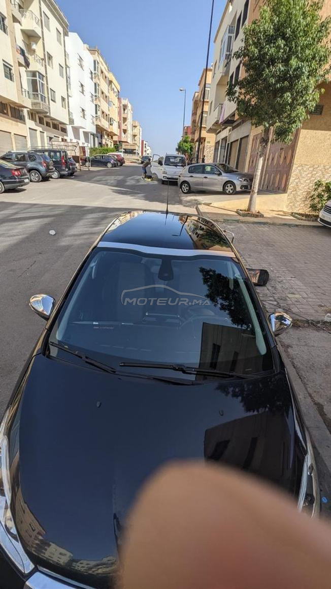 Peugeot 208 Cielo à Temara