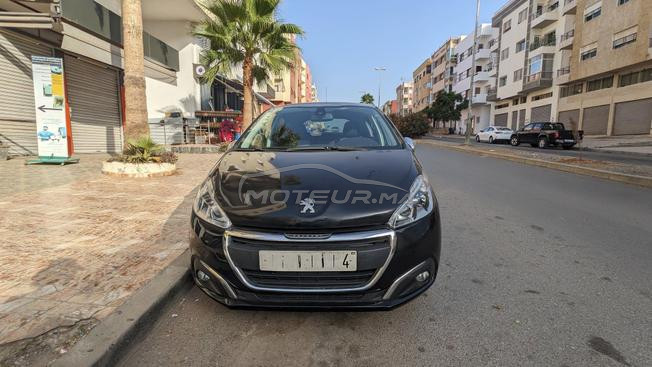 Peugeot 208 Cielo à Temara