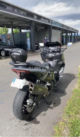TMAX 560 NARDO 