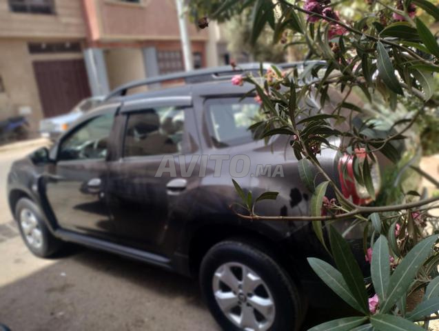 Dacia Duster Diesel Manuelle 2019 à Casablanca - 2