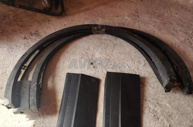 contour d aile original pour touareg - 2