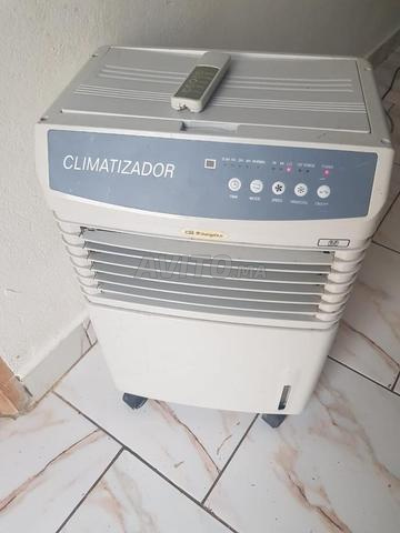 climatiseur ventilateur avec l'eau