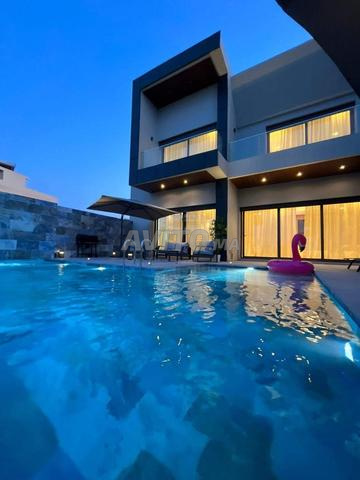 Villa agréable de 5 suites pour vacances