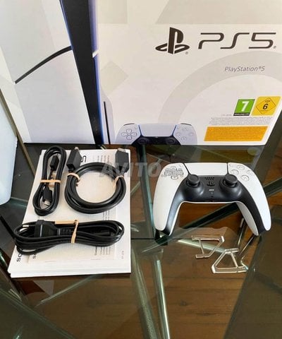 Ps5 slim standard avec lecteur cd 