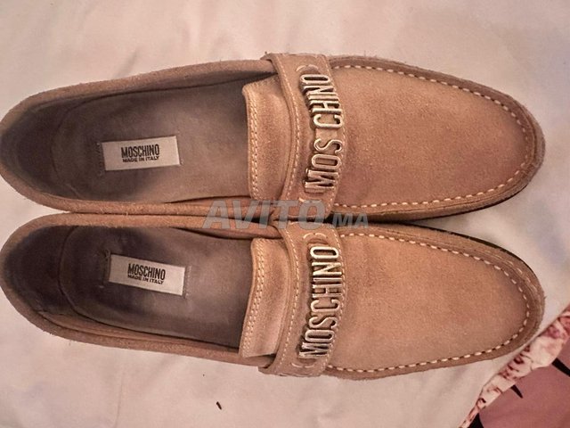 moschino originale pointure 40 comme neuf