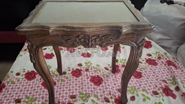 Table cendrier avec 5 jumelles 