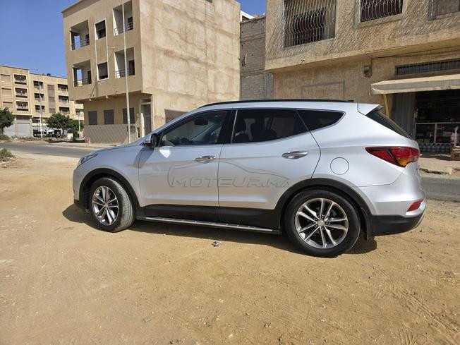 je vendre une voiture  Hyundai  santa fe 