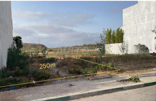 terrain lot de villa a bouskoura