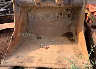 Godet roche pour pelle