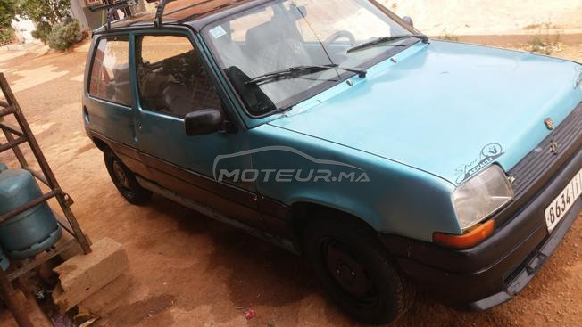 مليح نقيRenaultR5