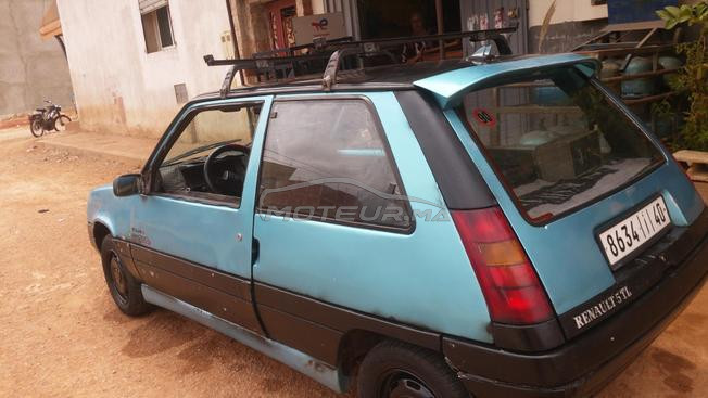 مليح نقيRenaultR5