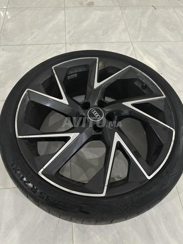 زوج ديال العجلات Audi RS3 – قياس 255/35R 21 XL  