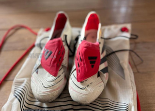 Adidas Predator(P.42) et Protége-tibias-1800dh