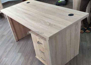 bureau maitre avec tiroires en bois
