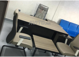 fabrication  تمن الجملة  des bureau en bois mdf 