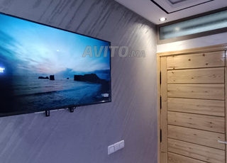 سعادة قرب البحر 