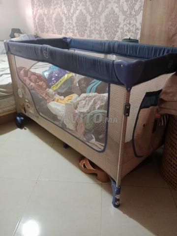 Vente Lit bébé en très bon état 
