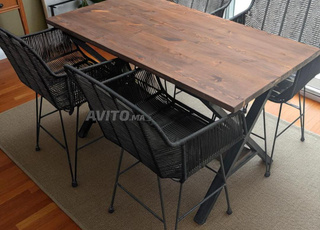 Salle à Manger en Bois Massif