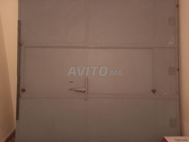  Garage neuf a vendreباب كاراج جديد  للبيع 230×235