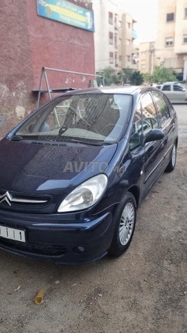 tomobil n9iya bzaf dyali kasbeha rkab w sir 