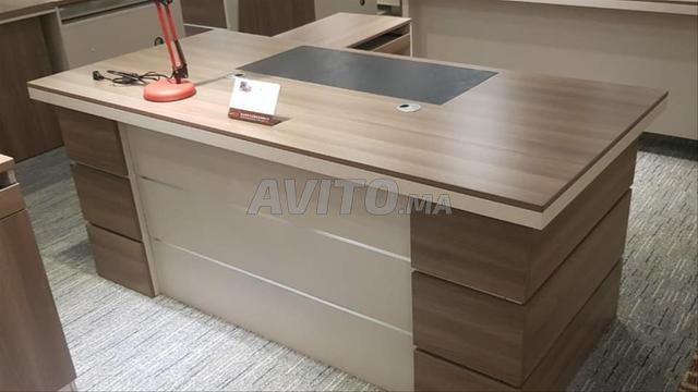 mobilier de bureau avec chaise vitrine - 2